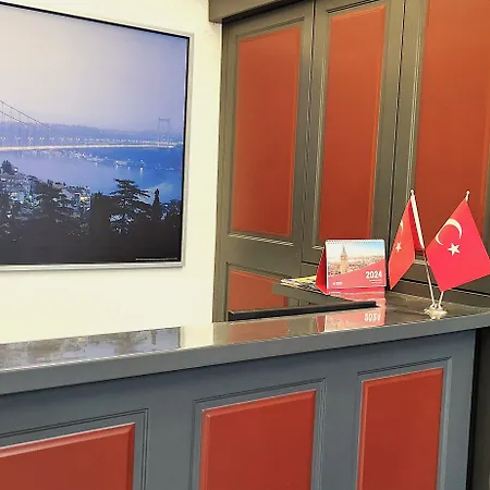 Hotel Shishly Palace 3*