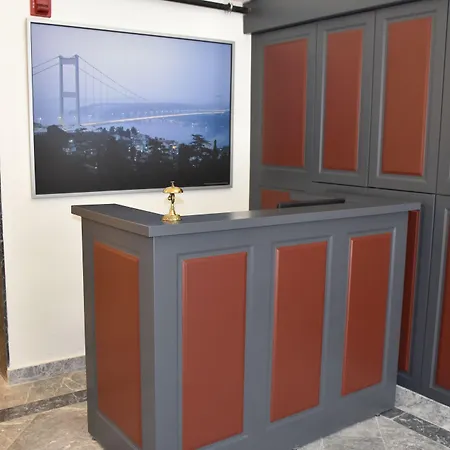 Hotel Shishly Palace