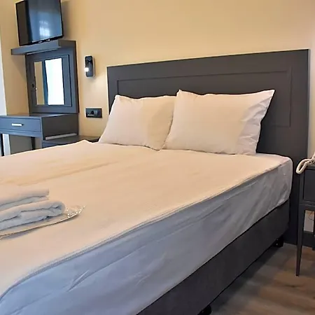 Otel Shishly Palace 3*